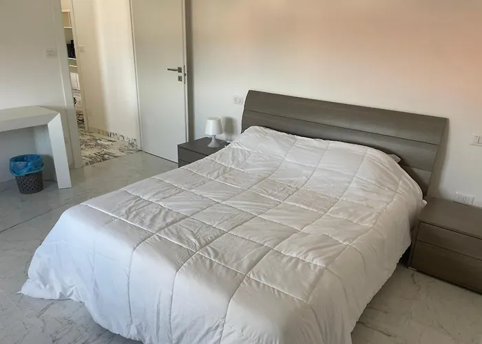 Attico Marsiglie Guest house 3*