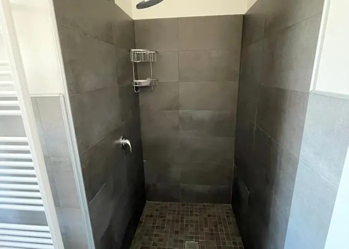 Attico Marsiglie Guest house 3*