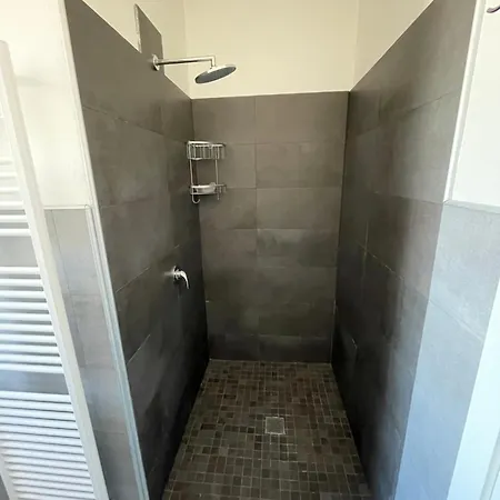 Attico Marsiglie Guest house *