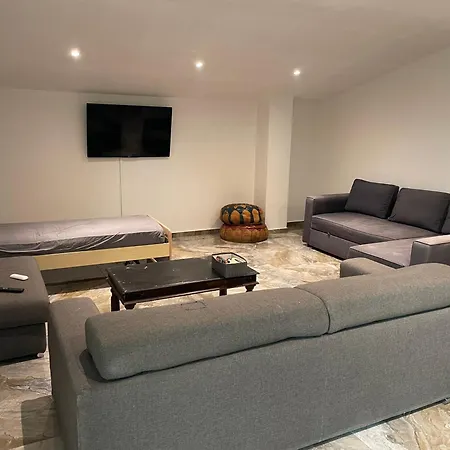 ゲストハウス Attico Marsiglie Casal Fiumanese